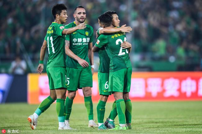 爱游戏体育-恒大主场告捷，追赶国安争夺联赛冠军